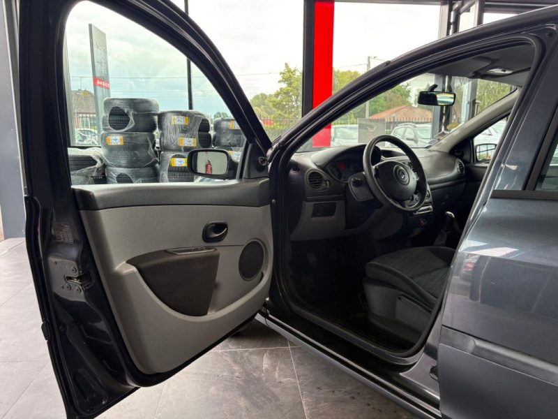 🚗 RENAULT CLIO III 1.2 16V ⚙️ CONFORT DYNAMIQUE ❄️ Climatisation 📱 Bluetooth