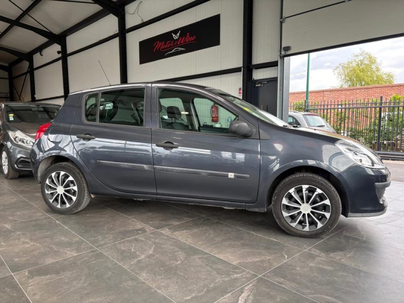 🚗 RENAULT CLIO III 1.2 16V ⚙️ CONFORT DYNAMIQUE ❄️ Climatisation 📱 Bluetooth