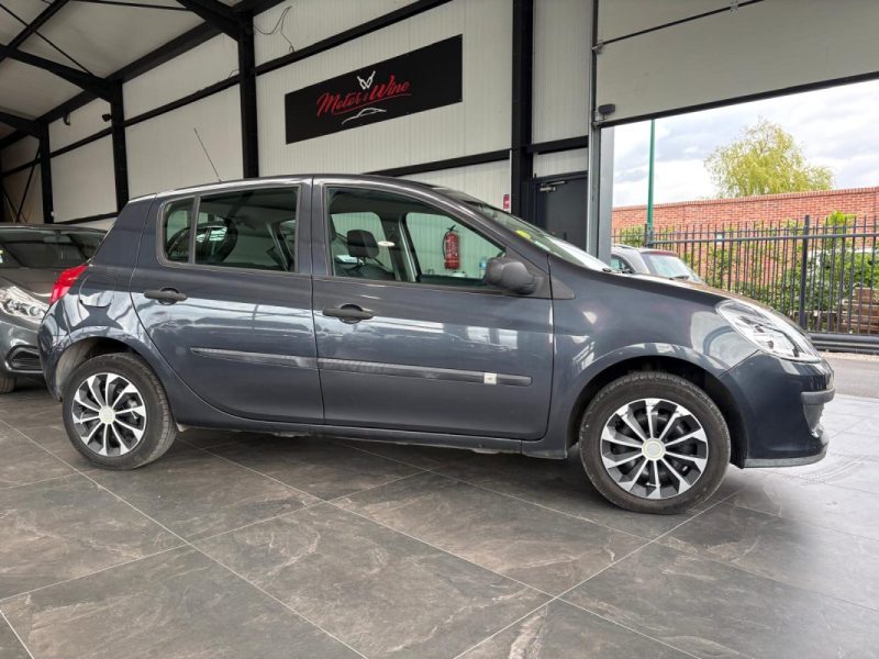 🚗 RENAULT CLIO III 1.2 16V ⚙️ CONFORT DYNAMIQUE ❄️ Climatisation 📱 Bluetooth