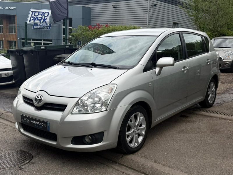 TOYOTA COROLLA-V VERSO 136 D4D LINEA SOL 7PL 