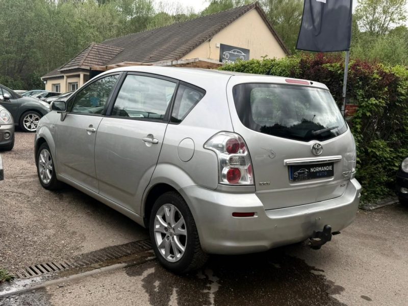 TOYOTA COROLLA-V VERSO 136 D4D LINEA SOL 7PL 