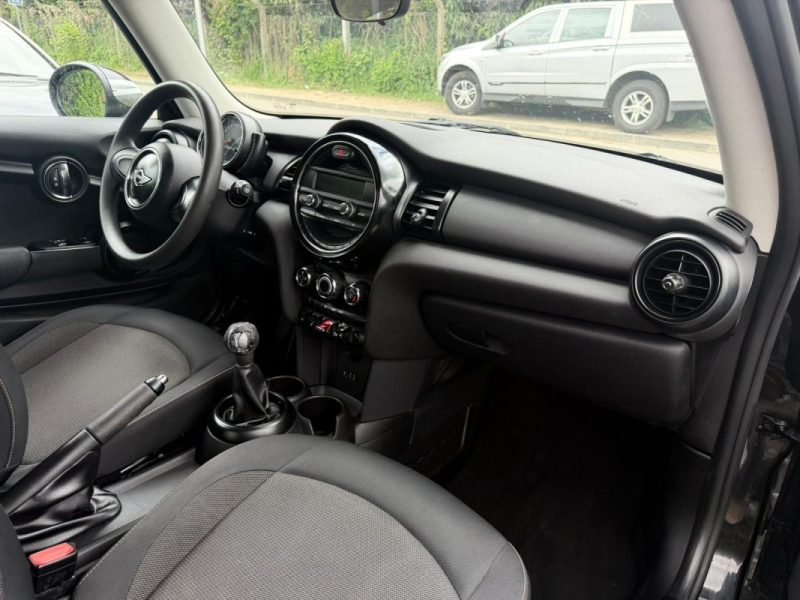 MINI MINI (F56) ONE FIRST 