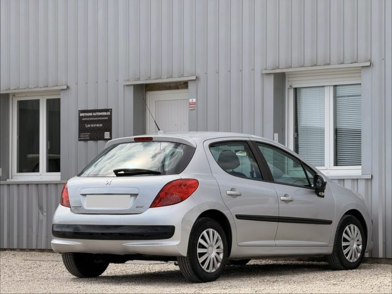 PEUGEOT 207 1.4 HDI 70CV EXECUTIVE 2007 192500KM