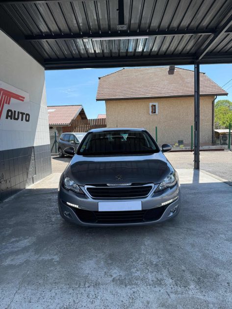 Peugeot 308 1.6 BlueHDI 120ch STYLE BVM6 - Suivi et Entretenu