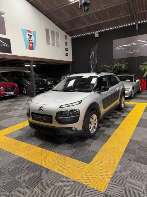 MAGNIFIQUE CITROEN C4 CACTUS 1.2L 110CH SHINE (DEUXIEME MAIN, RADAR ARRIÈRE, ÉCRAN TACTILE) ⭐️⭐️⭐️⭐️⭐️