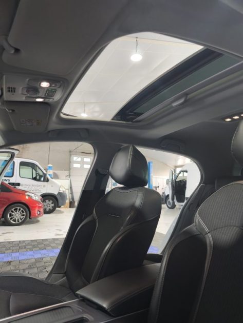 RENAULT MEGANE IV 1.5 DCI 115Cv EVOLUTION EDC GARANTIE RENEW 10/2026