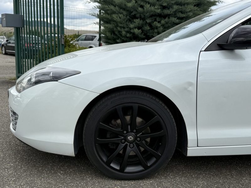 Renault Laguna Coupé III (D91) 2.0 dCi 150ch Monaco GP eco² Garantie 6 Mois