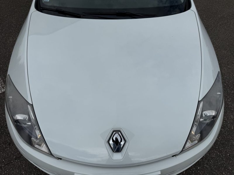 Renault Laguna Coupé III (D91) 2.0 dCi 150ch Monaco GP eco² Garantie 6 Mois
