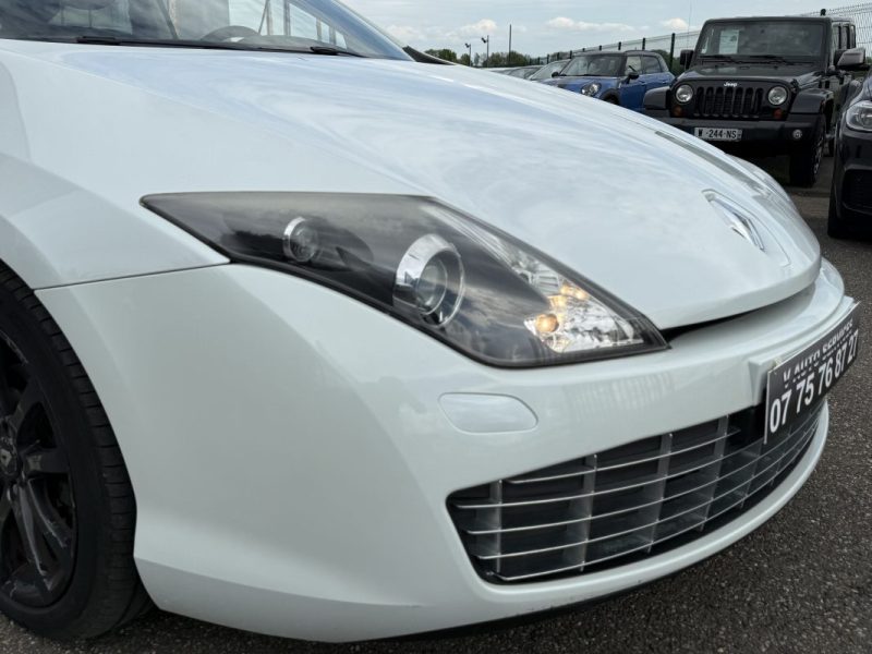 Renault Laguna Coupé III (D91) 2.0 dCi 150ch Monaco GP eco² Garantie 6 Mois