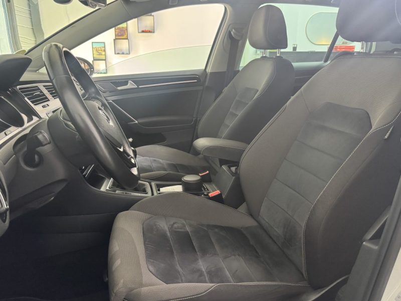 Volkswagen Golf IIV Carat 2.0 TDI 150ch BlueMotion - BVM - 177.44 € / mois