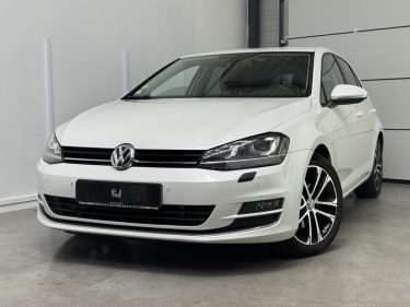 Volkswagen Golf IIV Carat 2.0 TDI 150ch BlueMotion - BVM - 177.44 € / mois