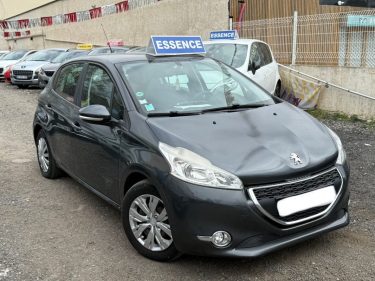 PEUGEOT 208 1.2 VTI ALLURE Bon Etat 