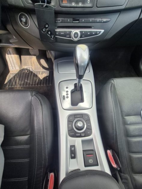 RENAULT LAGUNAIII 3.0 V6 DCI 235 DYNAMIQUE BVA 2009