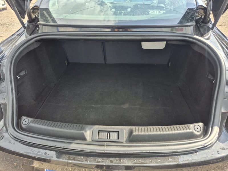 RENAULT LAGUNAIII 3.0 V6 DCI 235 DYNAMIQUE BVA 2009