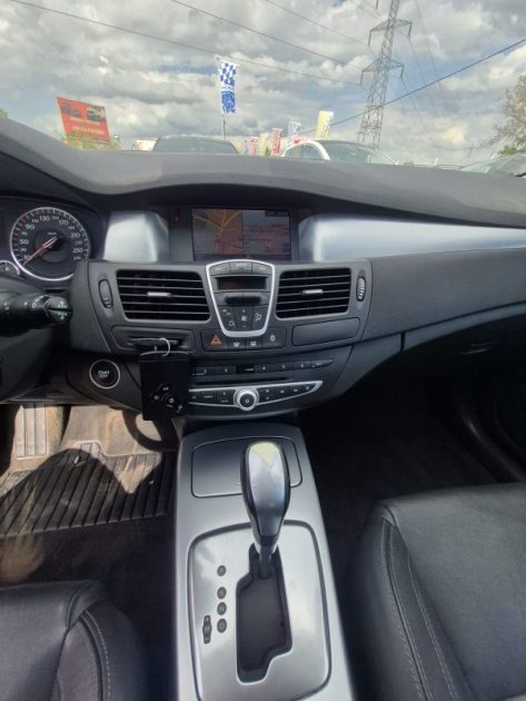 RENAULT LAGUNAIII 3.0 V6 DCI 235 DYNAMIQUE BVA 2009