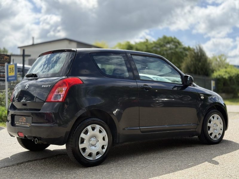 Suzuki Swift 1.3 DDiS 75 GL - Clim - 1ère main - Révisée & Garantie 6 mois