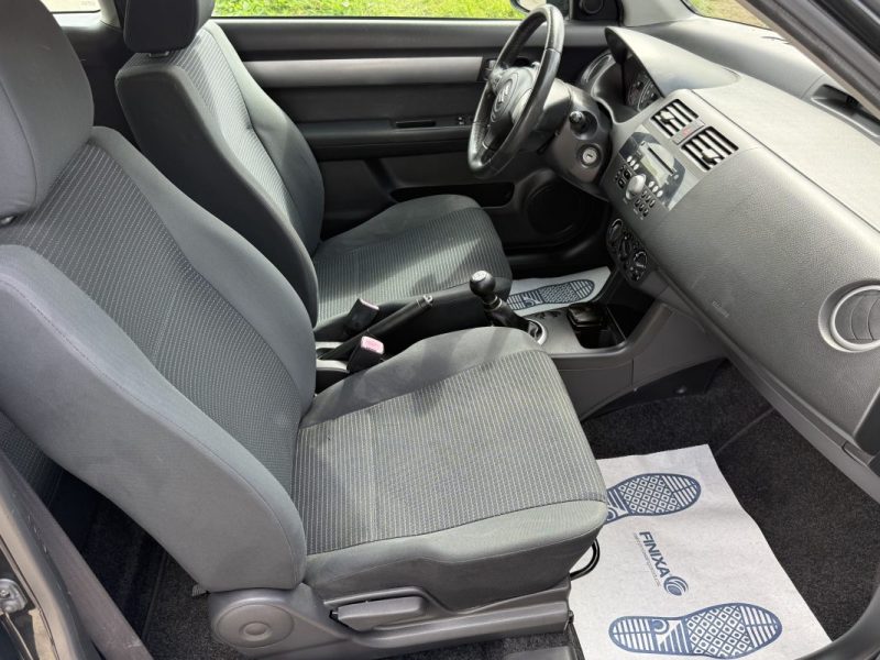 Suzuki Swift 1.3 DDiS 75 GL - Clim - 1ère main - Révisée & Garantie 6 mois