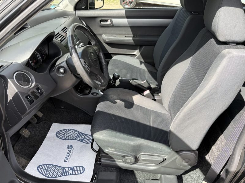 Suzuki Swift 1.3 DDiS 75 GL - Clim - 1ère main - Révisée & Garantie 6 mois