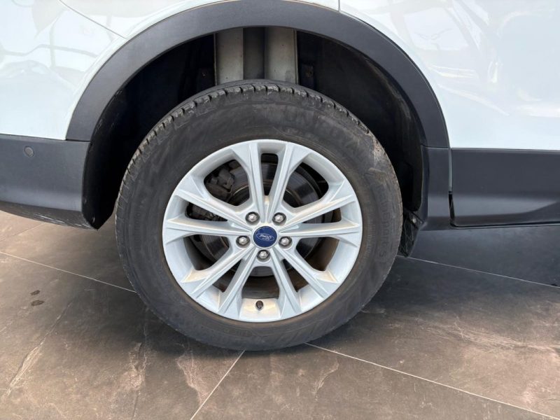 🚗 FORD KUGA 1.5 ECOBOOST 120ch  TREND 4x2 🌤️ Toit ouvrant 📷Caméra🧭 GPS 📱 Bluetooth 50 000 km