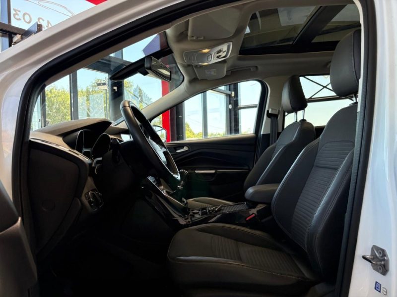 🚗 FORD KUGA 1.5 ECOBOOST 120ch  TREND 4x2 🌤️ Toit ouvrant 📷Caméra🧭 GPS 📱 Bluetooth 50 000 km
