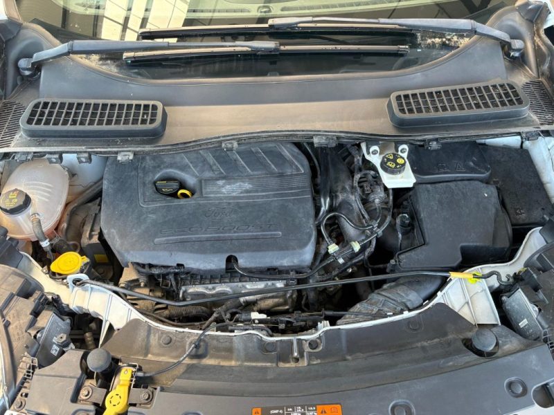 🚗 FORD KUGA 1.5 ECOBOOST 120ch  TREND 4x2 🌤️ Toit ouvrant 📷Caméra🧭 GPS 📱 Bluetooth 50 000 km