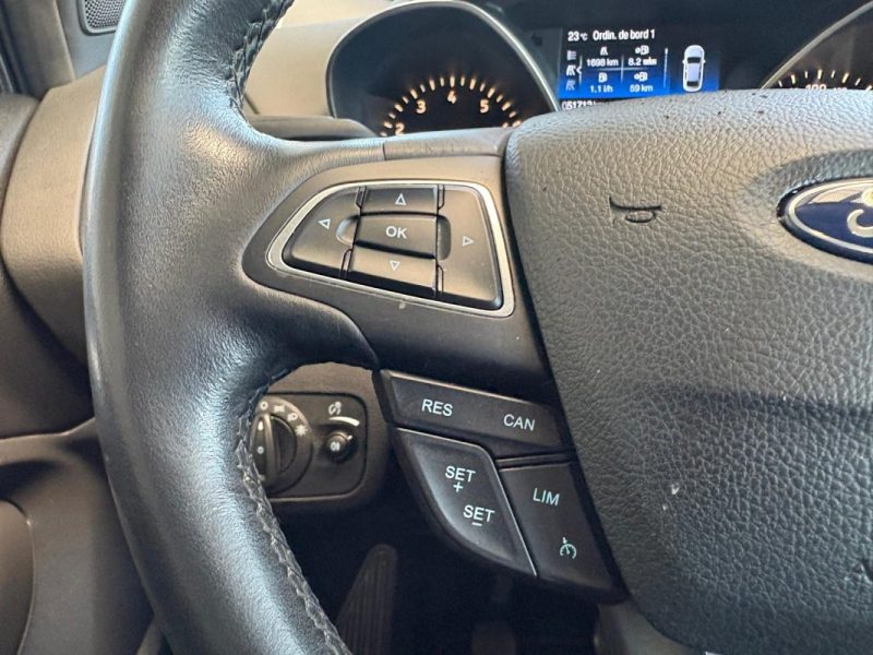 🚗 FORD KUGA 1.5 ECOBOOST 120ch  TREND 4x2 🌤️ Toit ouvrant 📷Caméra🧭 GPS 📱 Bluetooth 50 000 km