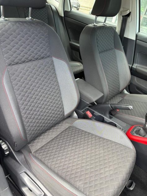 VOLKSWAGEN Polo VI 1.0 i 65 ch Série Spéciale Beats Audio