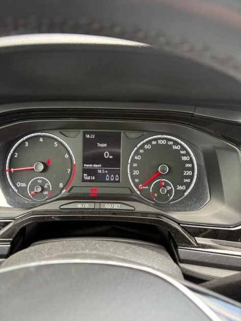 VOLKSWAGEN Polo VI 1.0 i 65 ch Série Spéciale Beats Audio