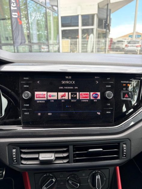 VOLKSWAGEN Polo VI 1.0 i 65 ch Série Spéciale Beats Audio
