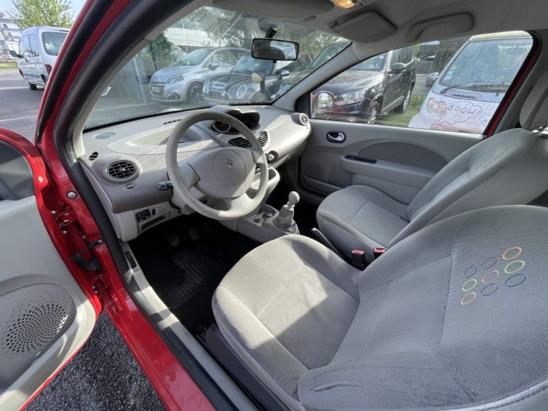 RENAULT Twingo II 1.2 75 AUTHENTIQUE