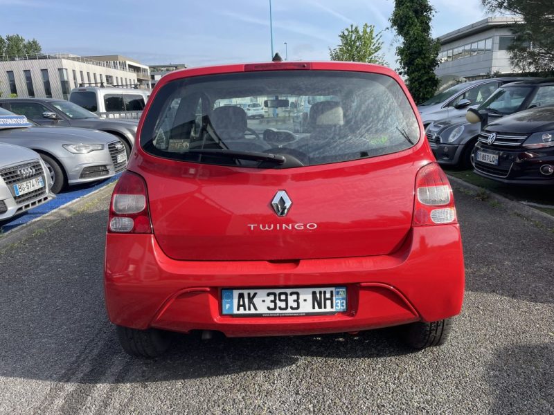 RENAULT Twingo II 1.2 75 AUTHENTIQUE