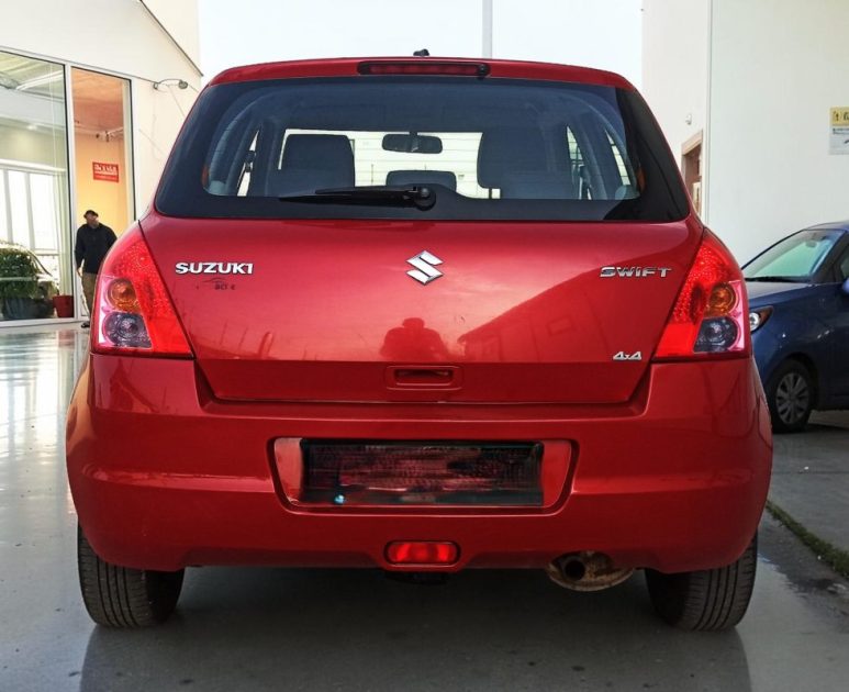 SUZUKI SWIFT 1.3 GL 4WD 1ER MAIN GARANTIE 6MOIS