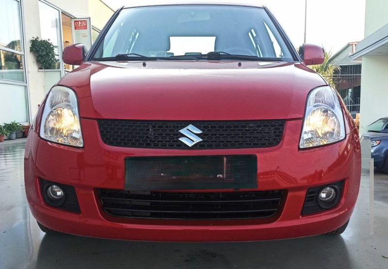 SUZUKI SWIFT 1.3 GL 4WD 1ER MAIN GARANTIE 6MOIS
