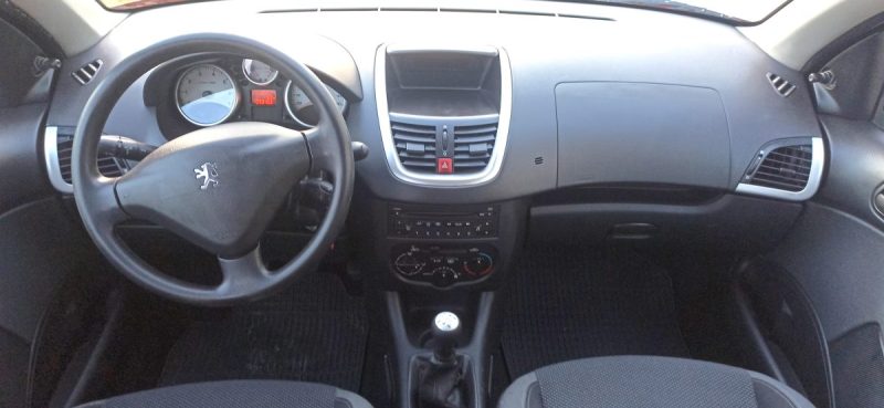 PEUGEOT 206+ 1.4 TRENDY 1ER MAIN GARANTIE 6MOIS