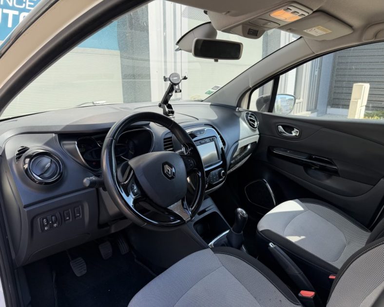 RENAULT CAPTUR 1.5 dCi Eco2 S&S 90 CH - REGULATEUR 