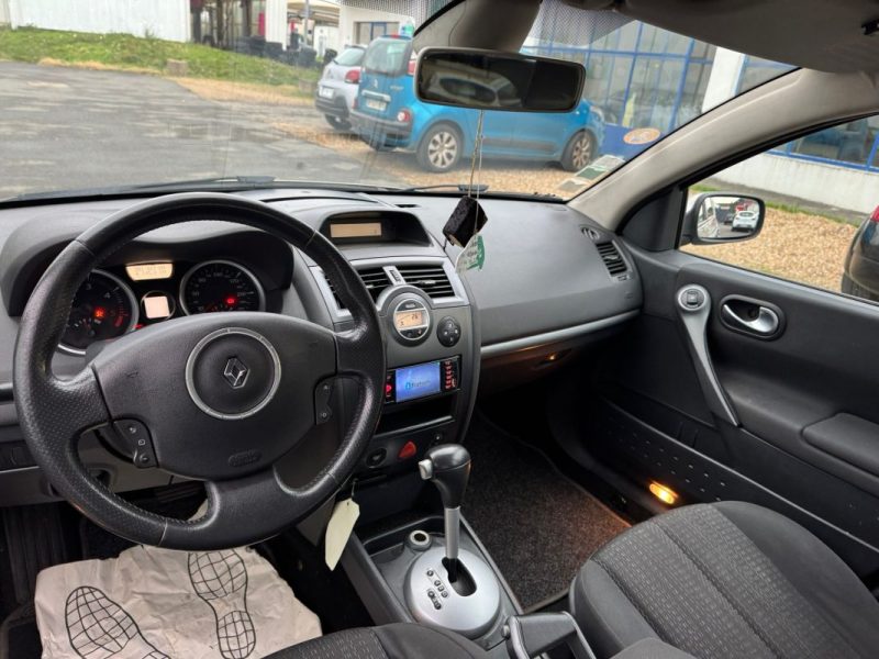 RENAULT MEGANE II 1.9 DCI 131CV BOITE AUTOMATIQUE