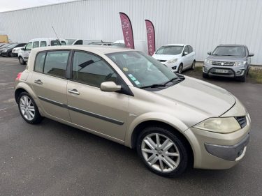 RENAULT MEGANE II 1.9 DCI 131CV BOITE AUTOMATIQUE