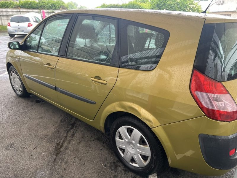 RENAULT SCENIC PACK AUTHENTIQUE 1.9DCI 120 2005