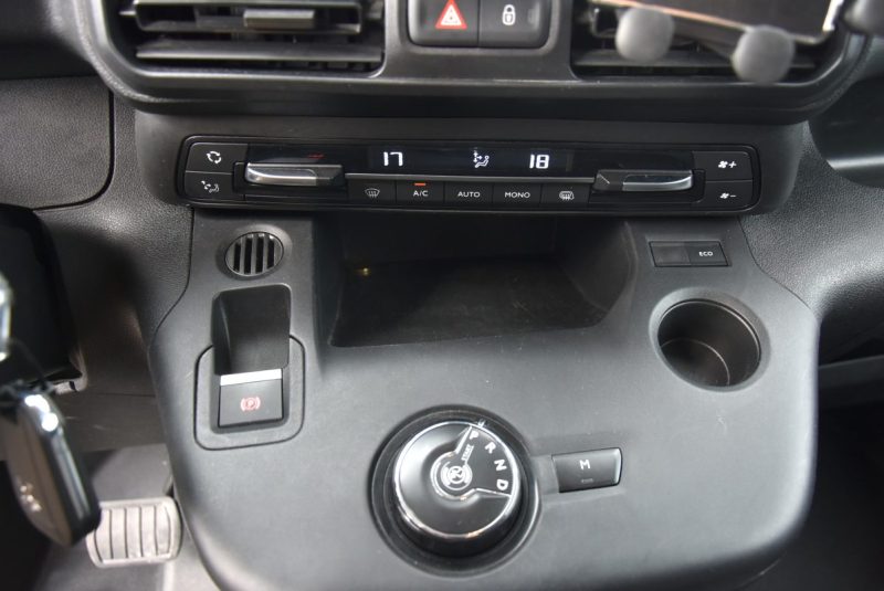 PEUGEOT PARTNER 3 STANDARD 1000KG 1.5 BLUE HDI 130 PREMIUM EAT 
