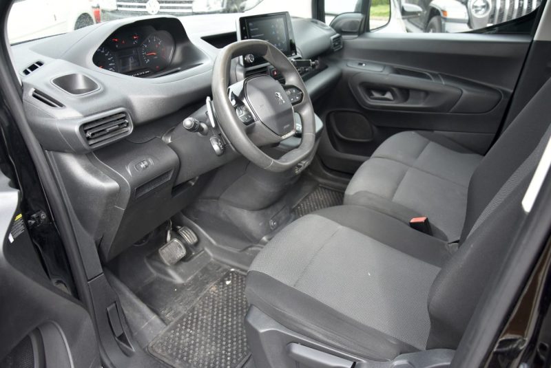 PEUGEOT PARTNER 3 STANDARD 1000KG 1.5 BLUE HDI 130 PREMIUM EAT 