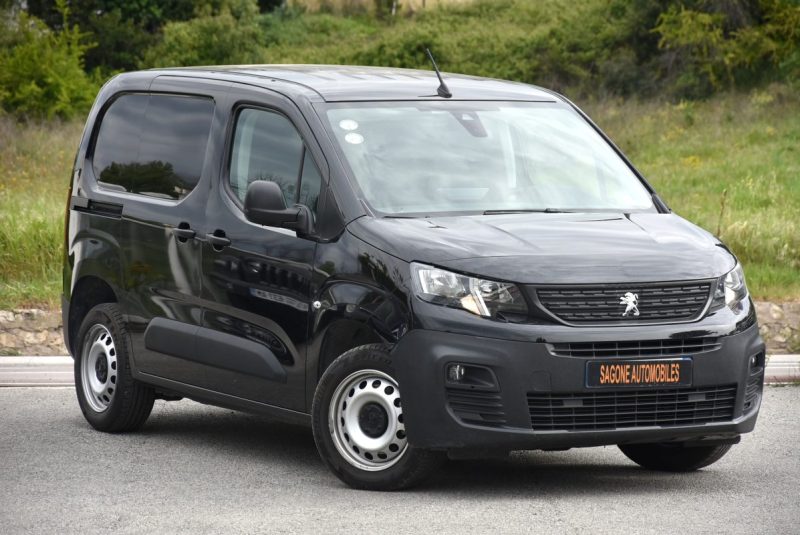 PEUGEOT PARTNER 3 STANDARD 1000KG 1.5 BLUE HDI 130 PREMIUM EAT 