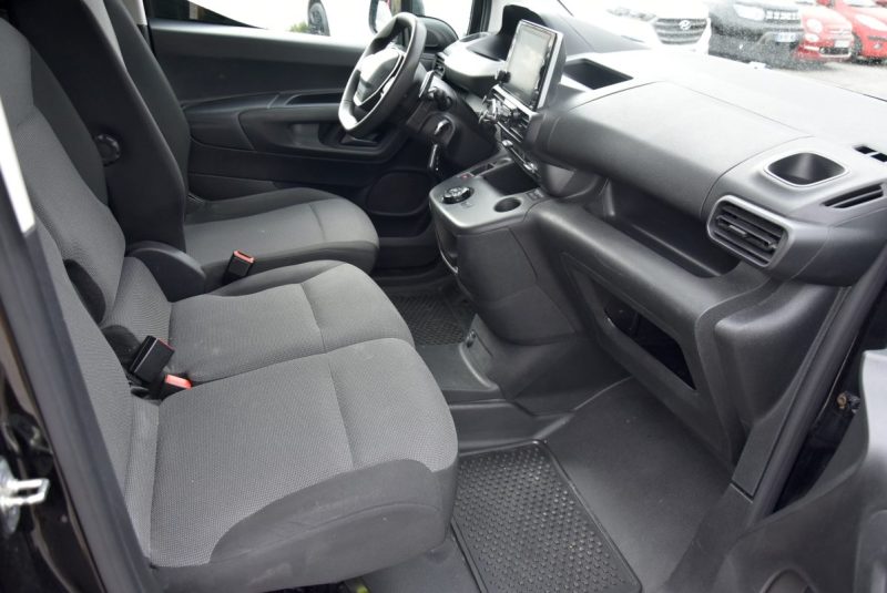 PEUGEOT PARTNER 3 STANDARD 1000KG 1.5 BLUE HDI 130 PREMIUM EAT 