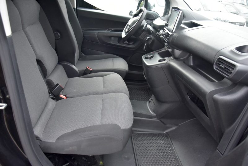 PEUGEOT PARTNER 3 STANDARD 1000KG 1.5 BLUE HDI 130 PREMIUM EAT 