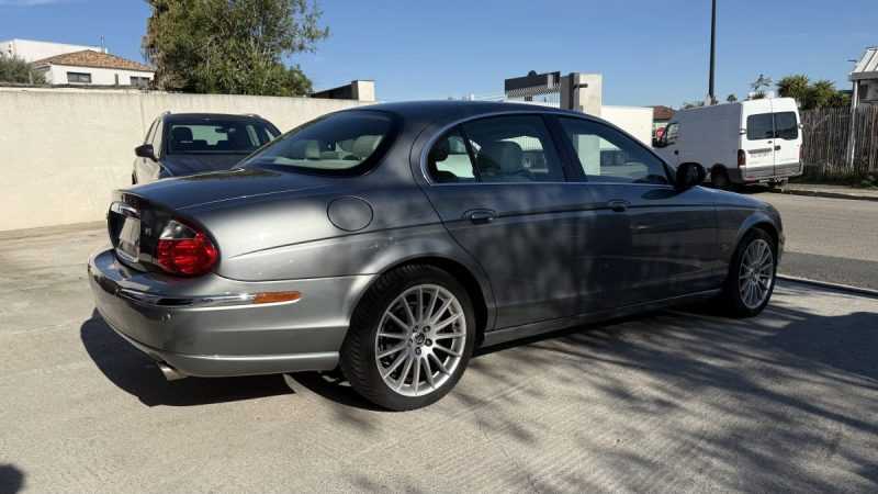 JAGUAR S-TYPE II 4.2 V8 / 298CV  2002
