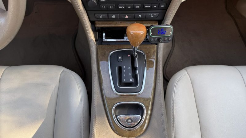JAGUAR S-TYPE II 4.2 V8 / 298CV  2002