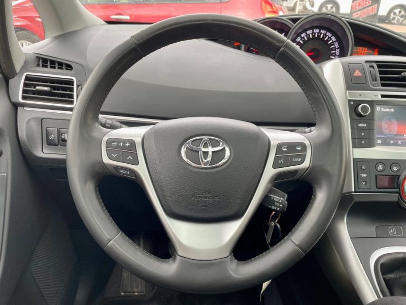 TOYOTA VERSO 112 D-4D SkyView **1ère Main**