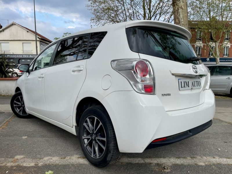 TOYOTA VERSO 112 D-4D SkyView **1ère Main**