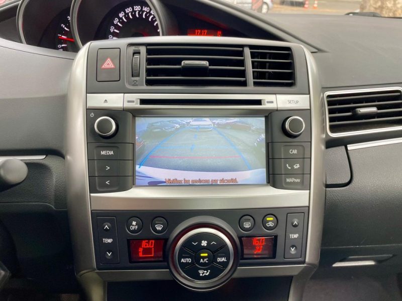 TOYOTA VERSO 112 D-4D SkyView **1ère Main**