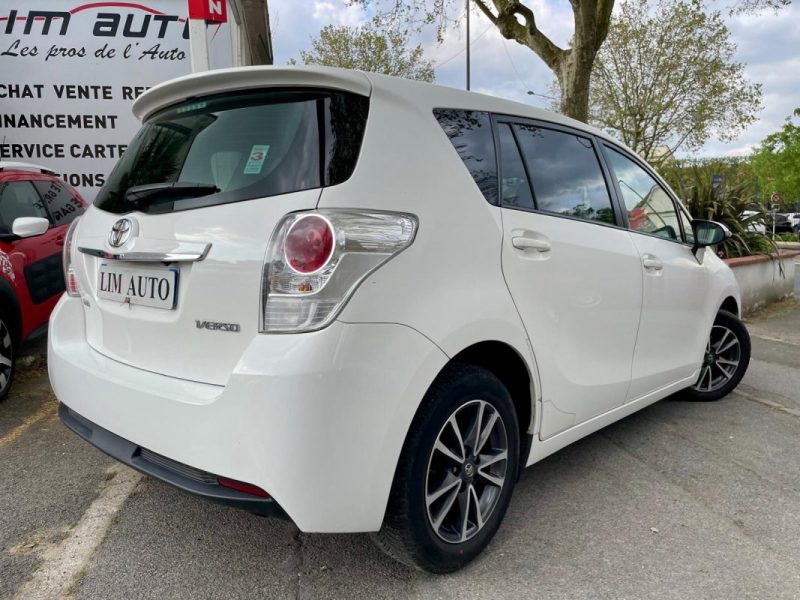 TOYOTA VERSO 112 D-4D SkyView **1ère Main**