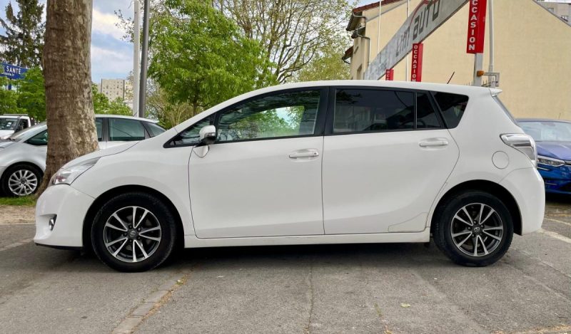 TOYOTA VERSO 112 D-4D SkyView **1ère Main**
